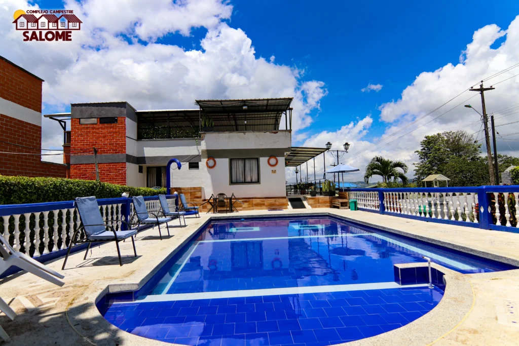 El Sitio Web como Pilar de tu Estrategia Digital Hotelera: Navegando la Ola de la IA con Reservas Increíble 8 img 3718 1